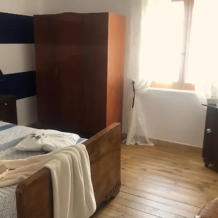 Tio Samuel Landsted *